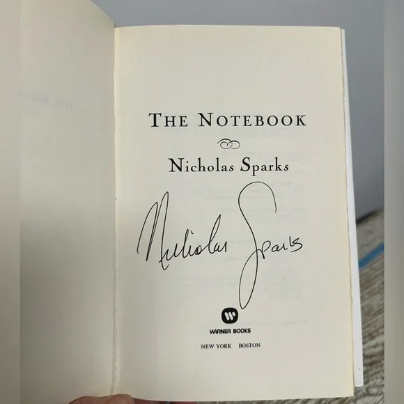 Signed copy of The Notebook by Nicholas Sparks, Hardcover - Picture 2 of 6